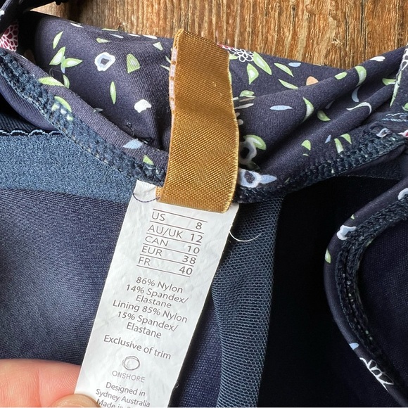 Onshore Women’s Navy Blue Floral One Piece Size 8 - Picture 3 of 4